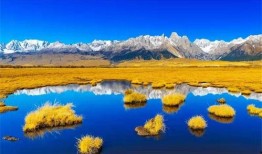 网友爆料甘孜旅游视频,网友爆料，这片神秘土地的绝美风光令人陶醉