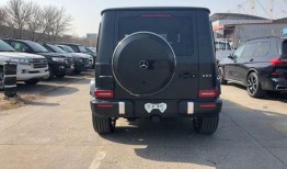 红港小镇爆料案件最新,揭秘背后惊人真相，追踪追踪者与受害者命运交织