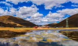 网友爆料甘孜旅游视频,网友爆料，这片神秘土地的绝美风光令人陶醉